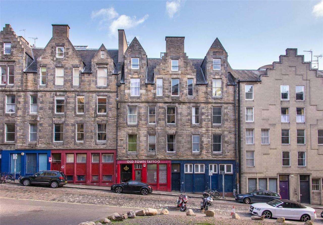 Spacious 2 Bed Apt Next To Royal Mile & Waverley Edinburgh Exterior photo